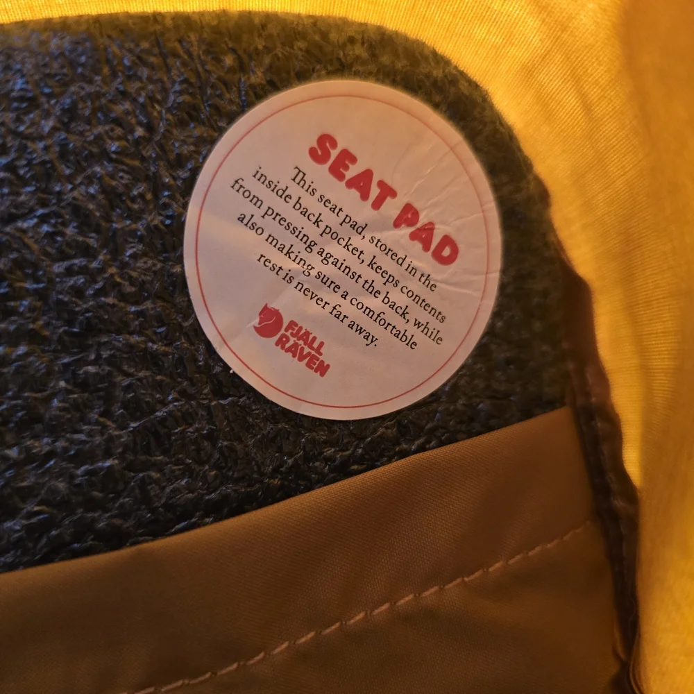 Fjallraven | Kanken Classic Backpack for Everyday | Acorn/Ox Red - Picture 10 of 14